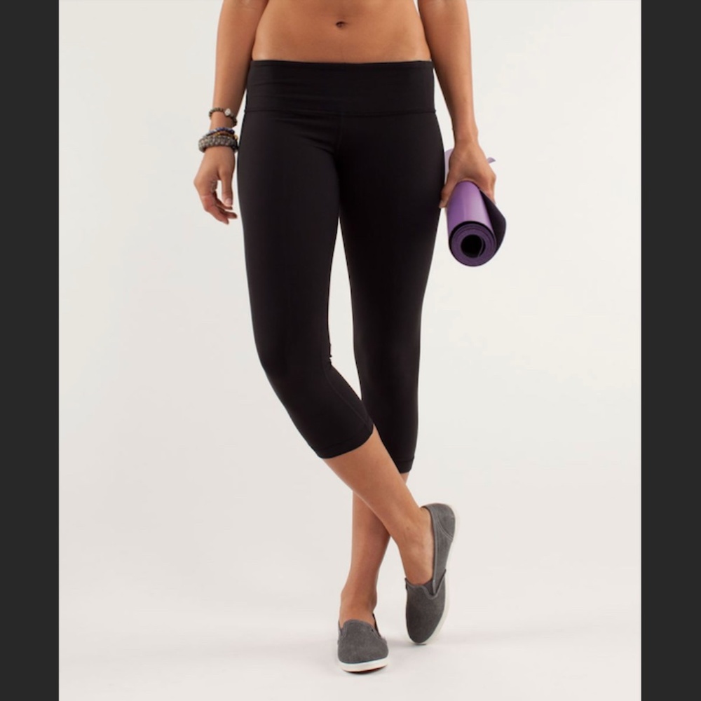 Lululemon Wunder Under Crop Black Size 6
